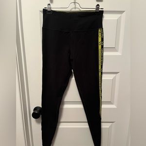 CALVIN KLEIN Performance Activewear Legging / Yoga Pant (Black and Yellow)